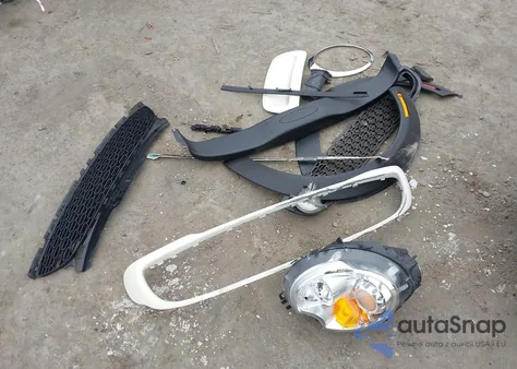 2012 Mini Cooper S z USA, uszkodzony, nr VIN WMWZP3C55CT250376